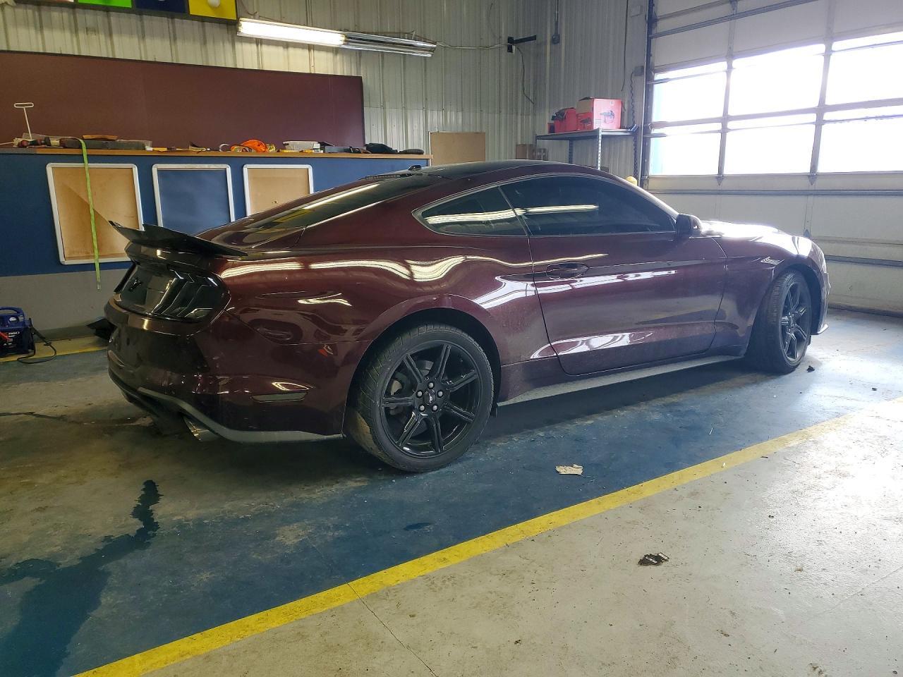2018 Ford Mustang - Image 3