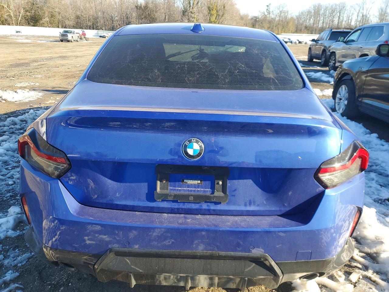 2023 BMW 230Xi - Image 6