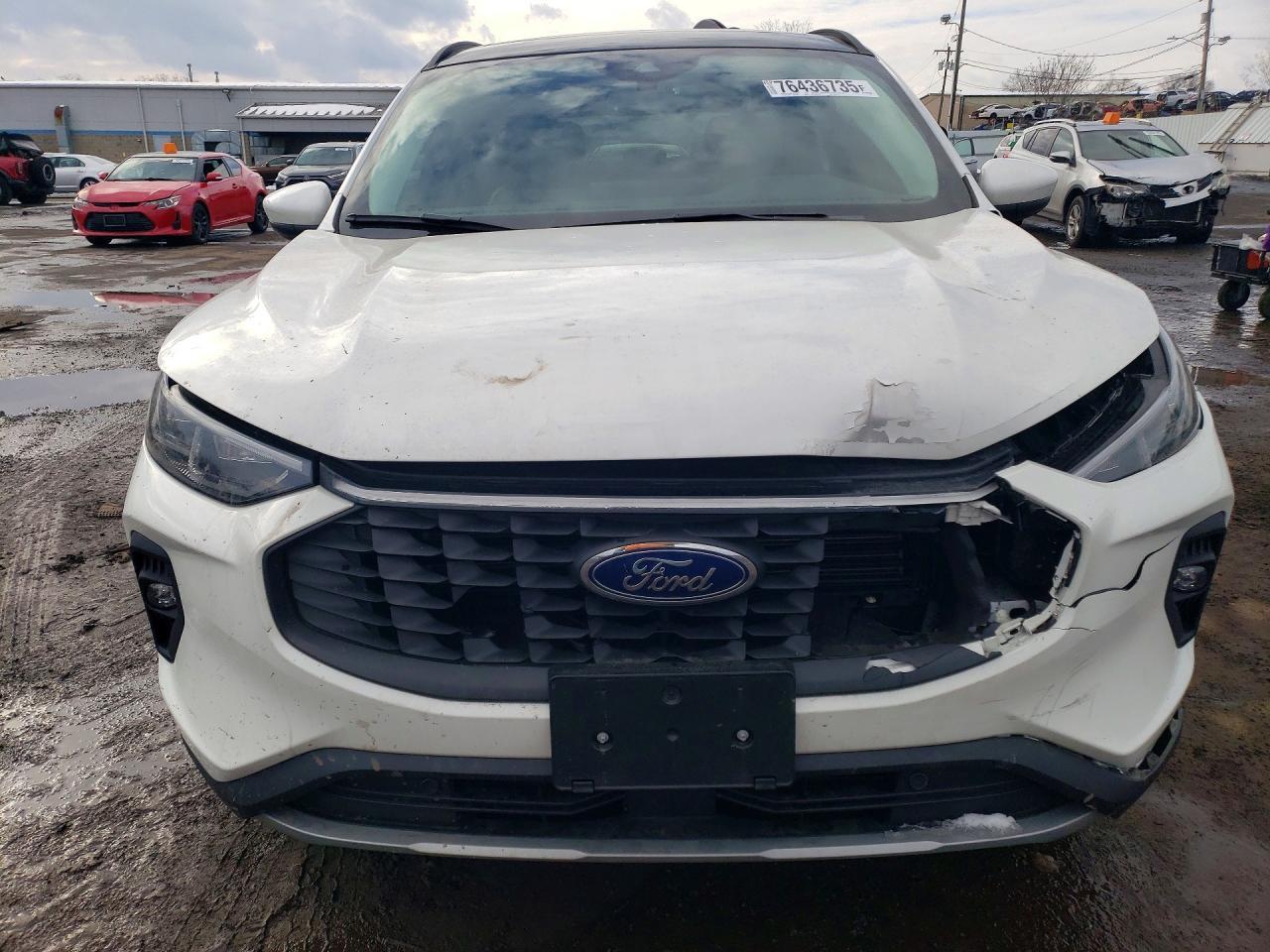 2025 Ford Escape Platinum - Фото 5