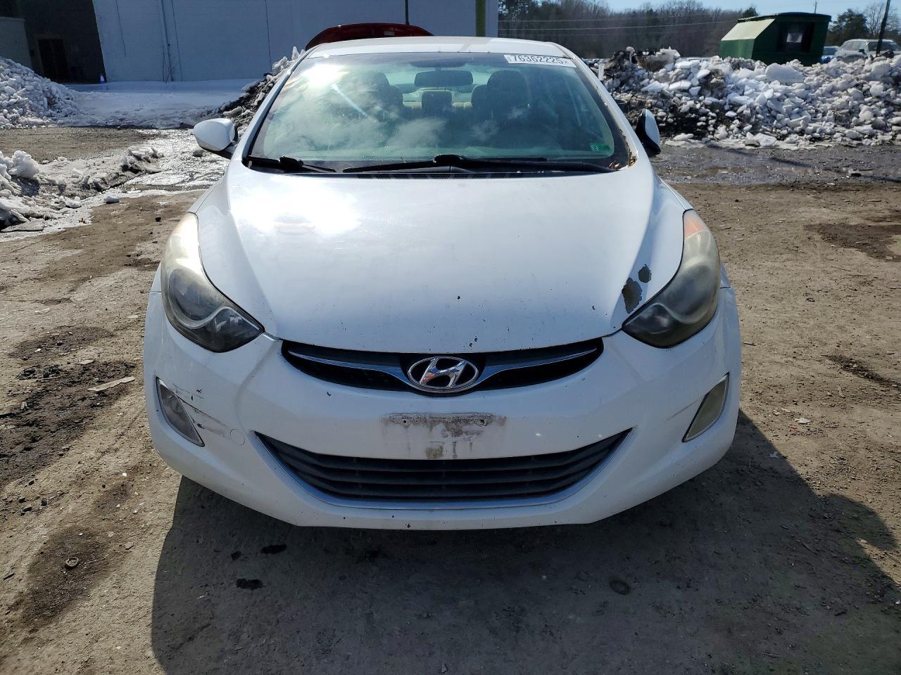 2014 Hyundai Elantra - Фото 5