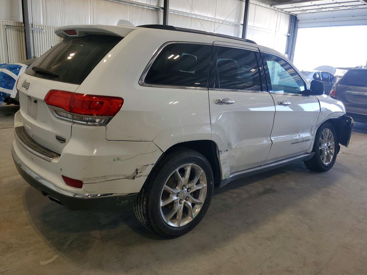 2014 Jeep Grand Cherokee Summit - Image 3