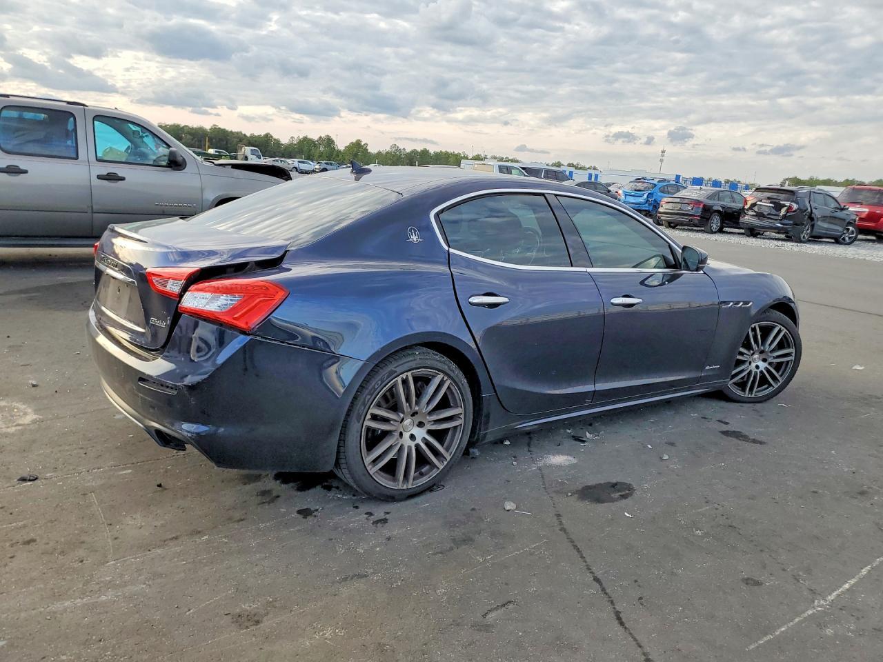 2019 Maserati Ghibli S - Фото 3