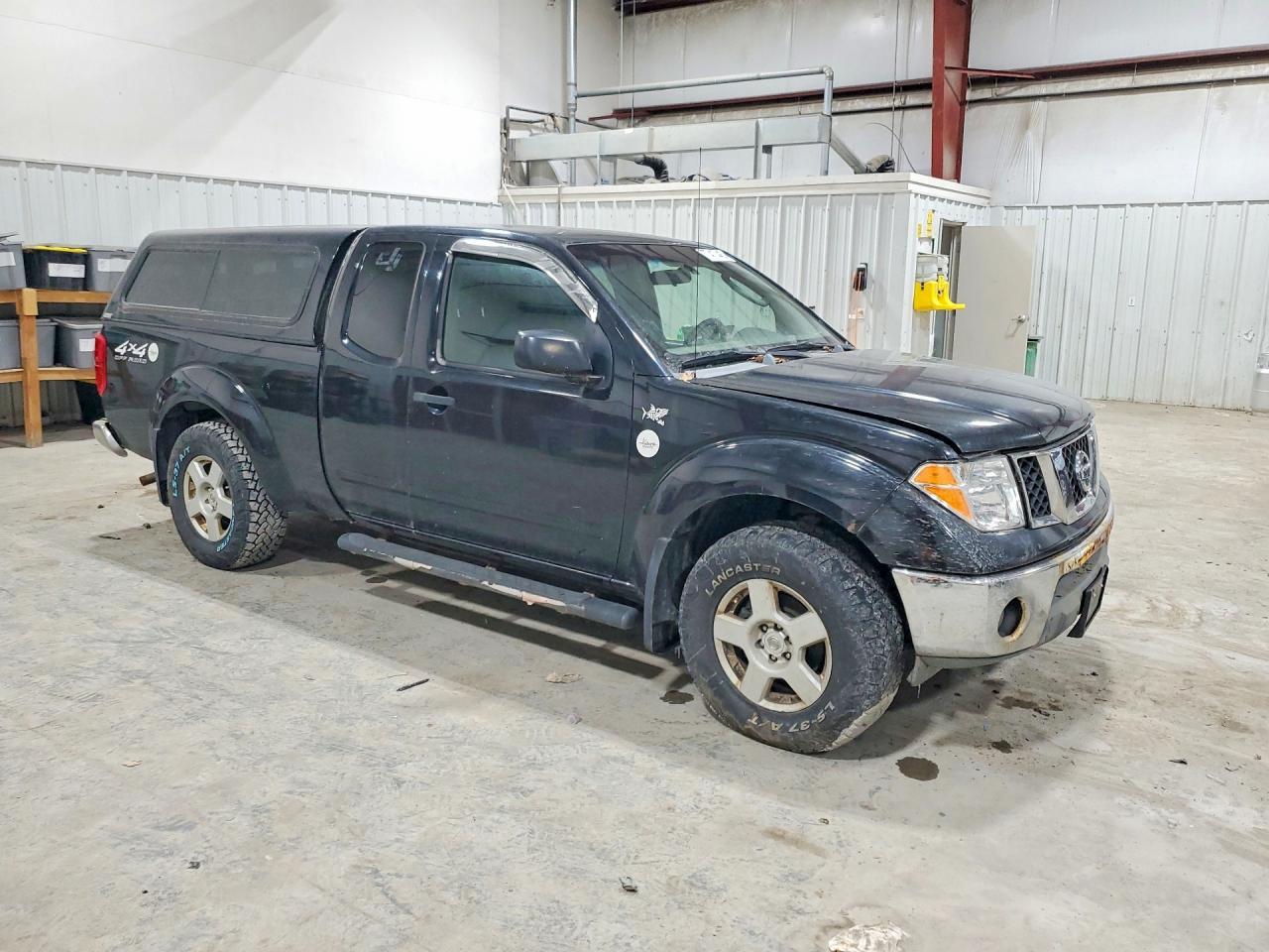 2006 Nissan Frontier King Cab Le - Image 4