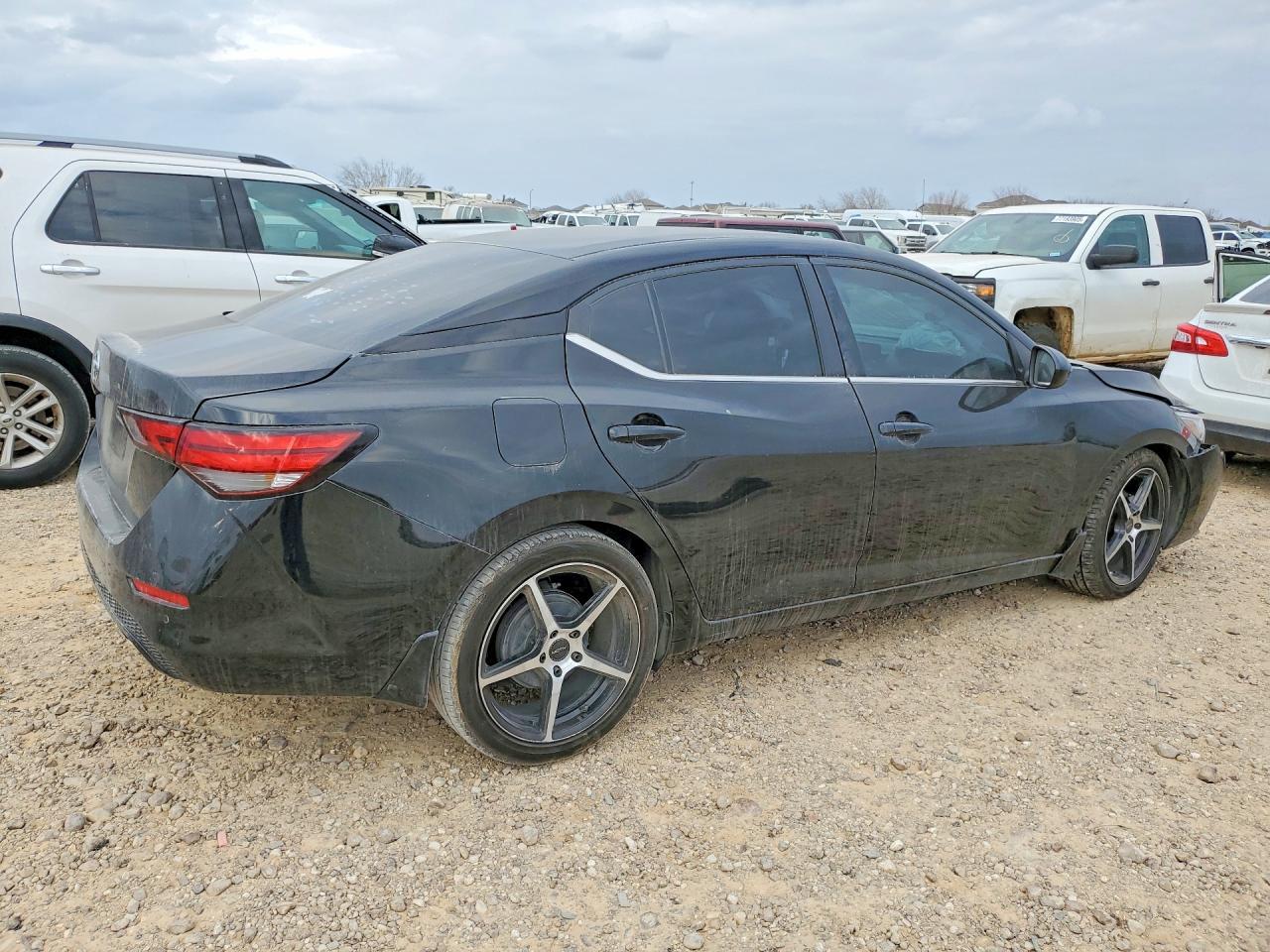 2021 Nissan Sentra S - Image 3