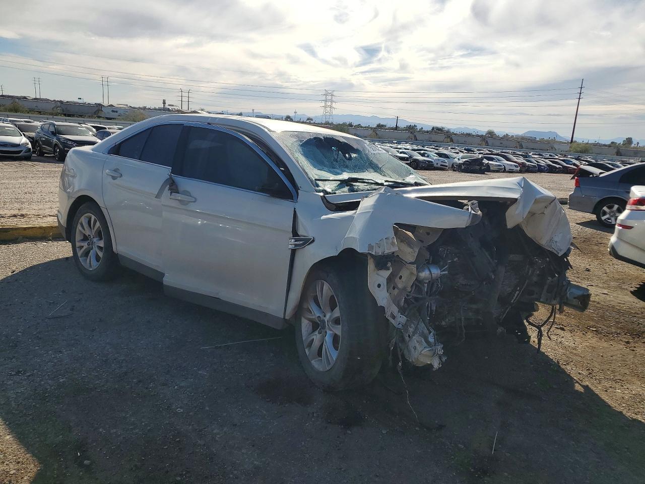 2011 Ford Taurus Sel - Image 4
