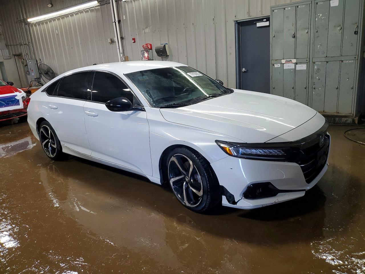 2022 Honda Accord Sport - Фото 4