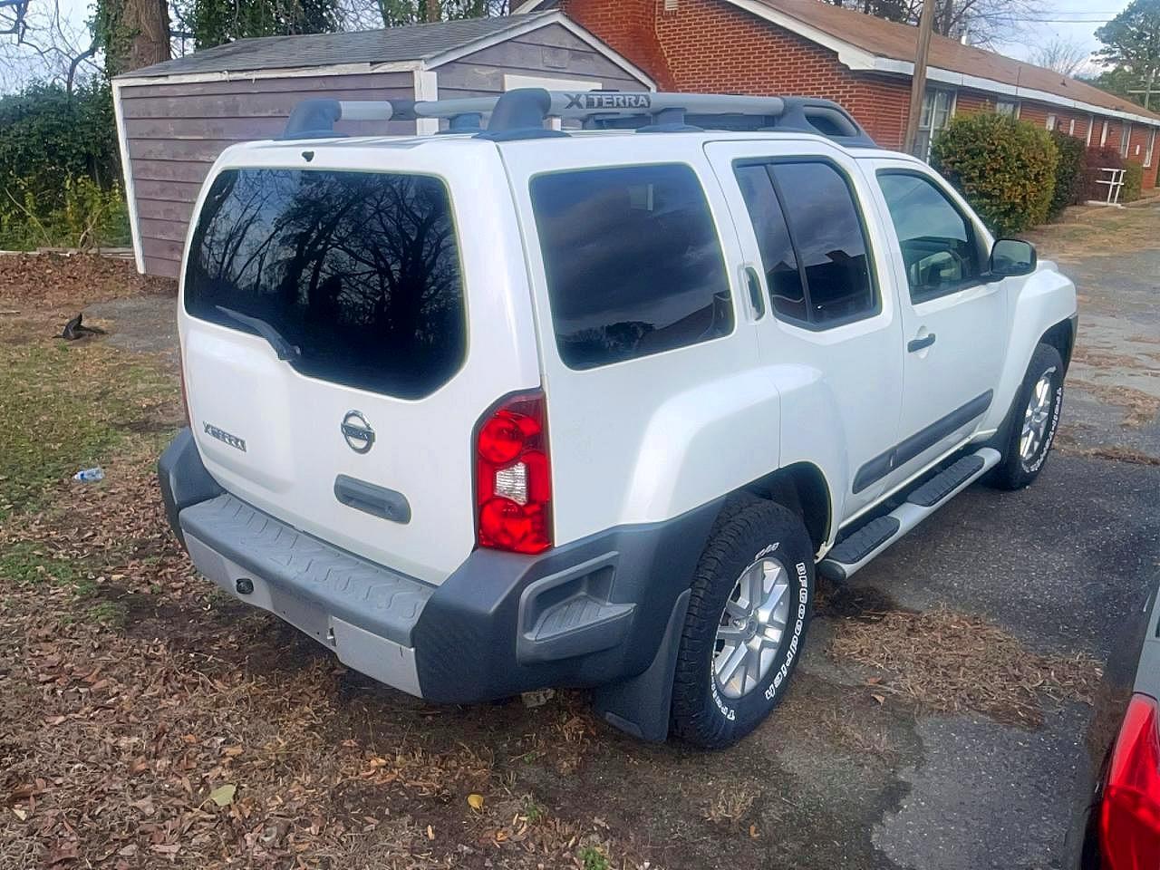 2015 Nissan Xterra S - Фото 4