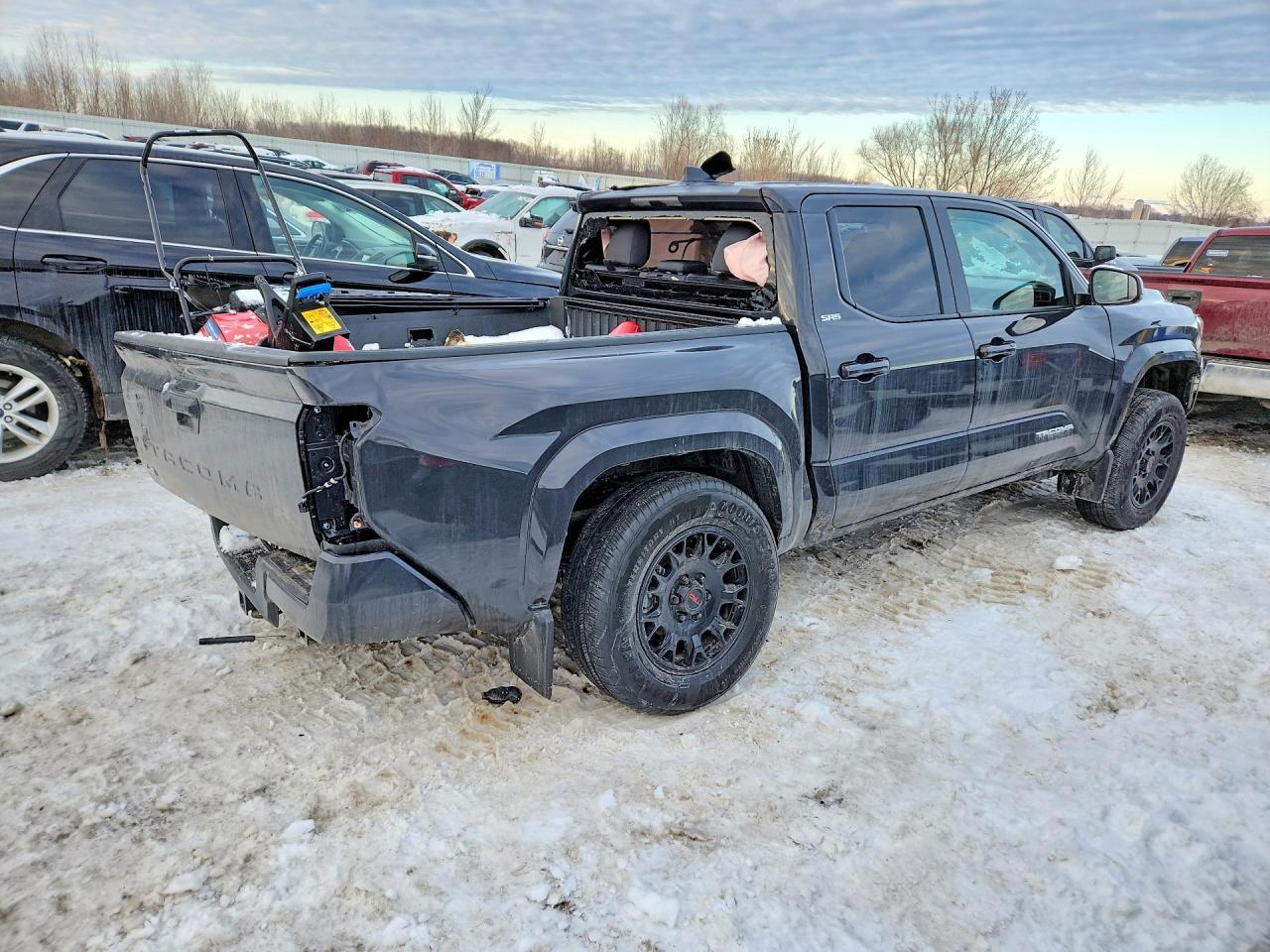 2025 Toyota Tacoma Double Cab - Фото 3