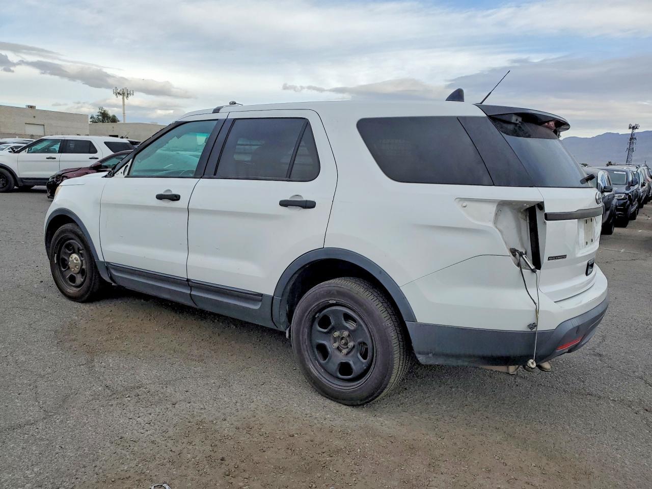 2014 Ford Explorer Police Interceptor - Фото 2