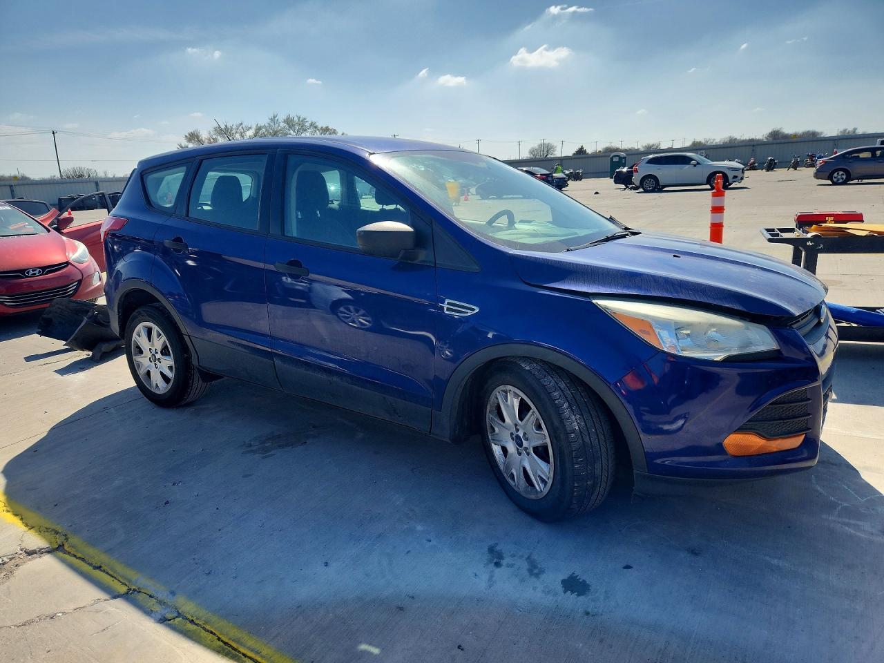 2014 Ford Escape S - Image 4