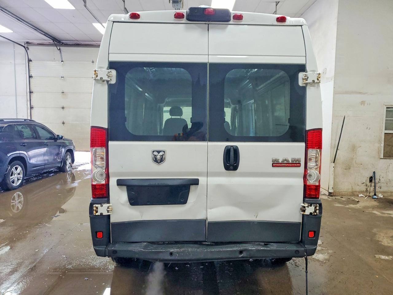 2014 Ram Promaster 2500 Delivery Van - Фото 6