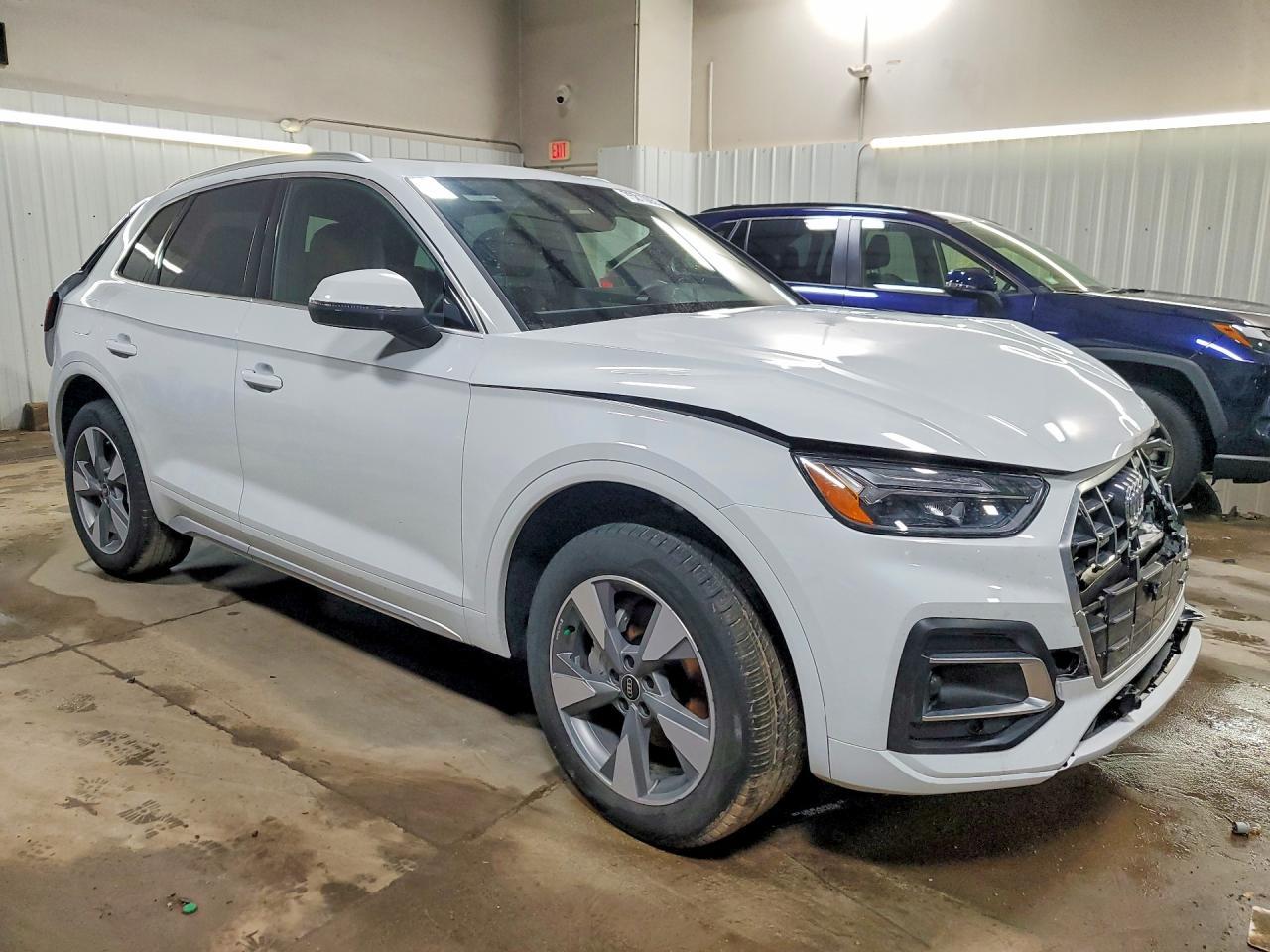 2025 Audi Q5 Premium Plus 40 - Фото 4