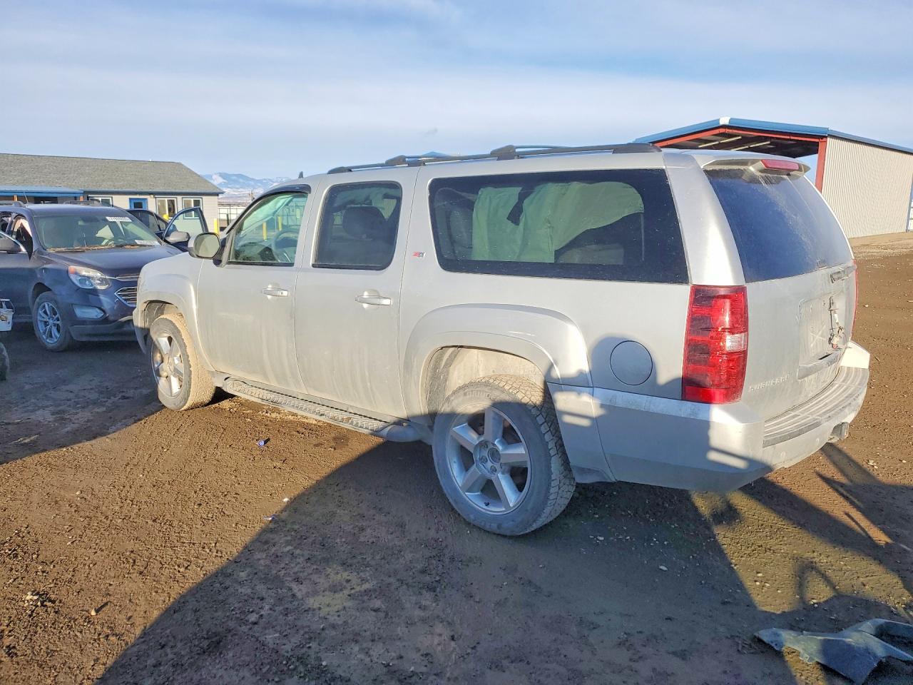2011 Chevrolet Suburban K1500 Lt - Фото 2