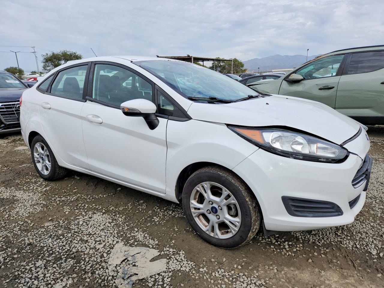 2016 Ford Fiesta Se - Image 4