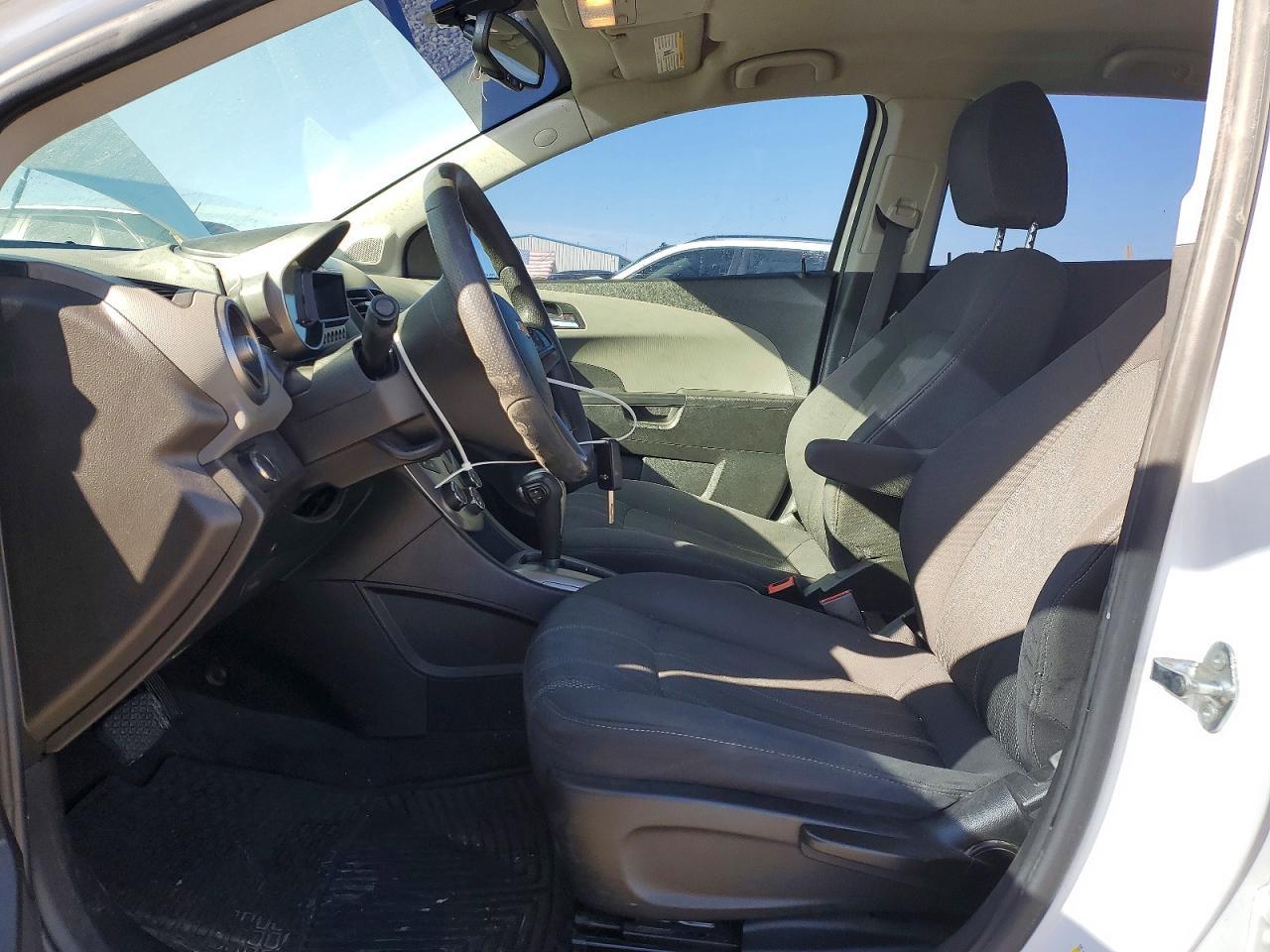 2015 Chevrolet Sonic Lt - Image 7