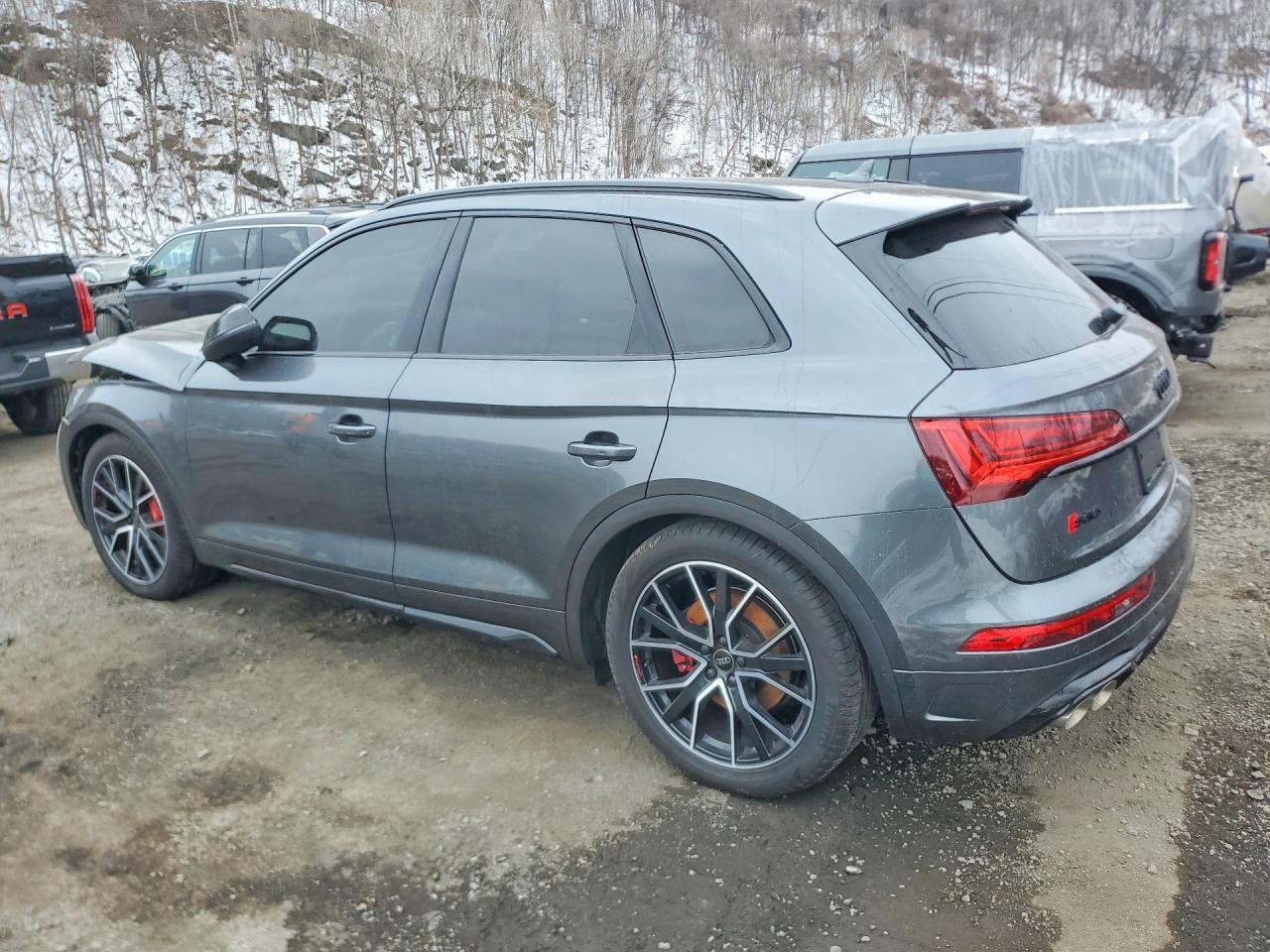 2025 Audi Sq5 Premium Plus - Фото 2