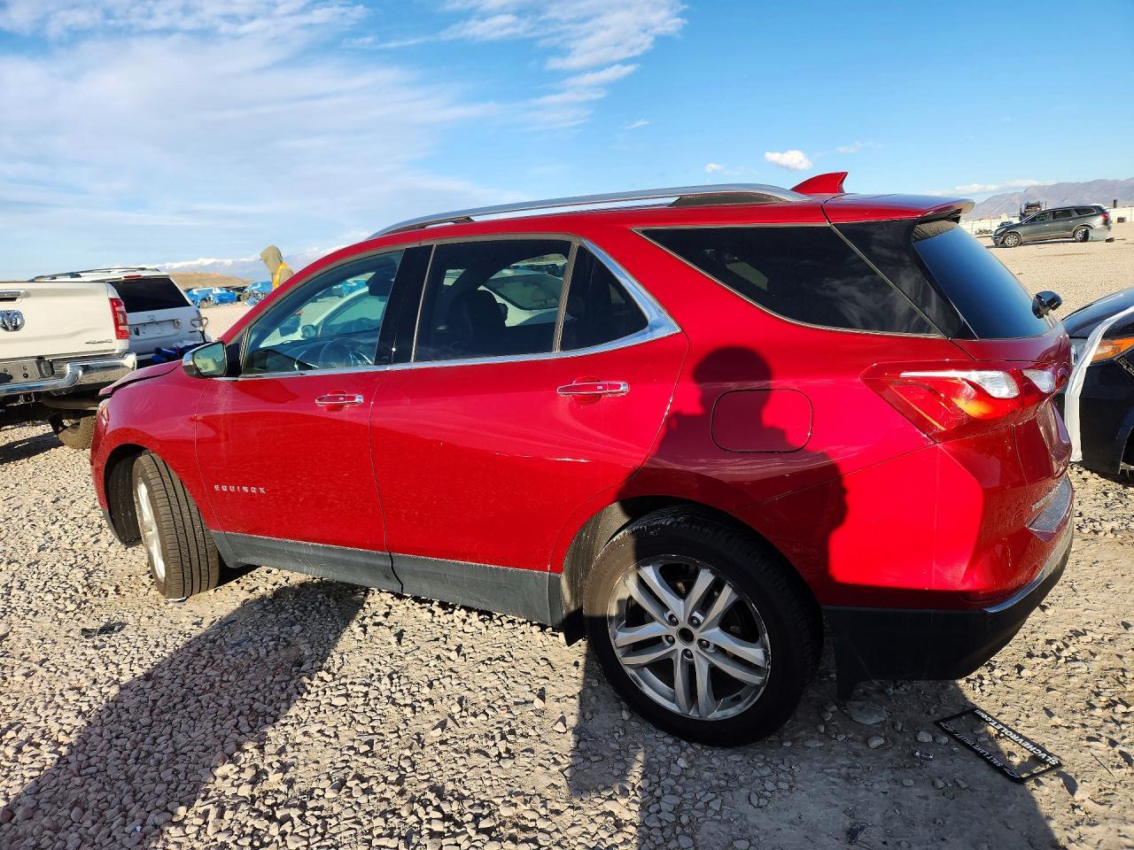 2019 Chevrolet Equinox Premier - Image 2