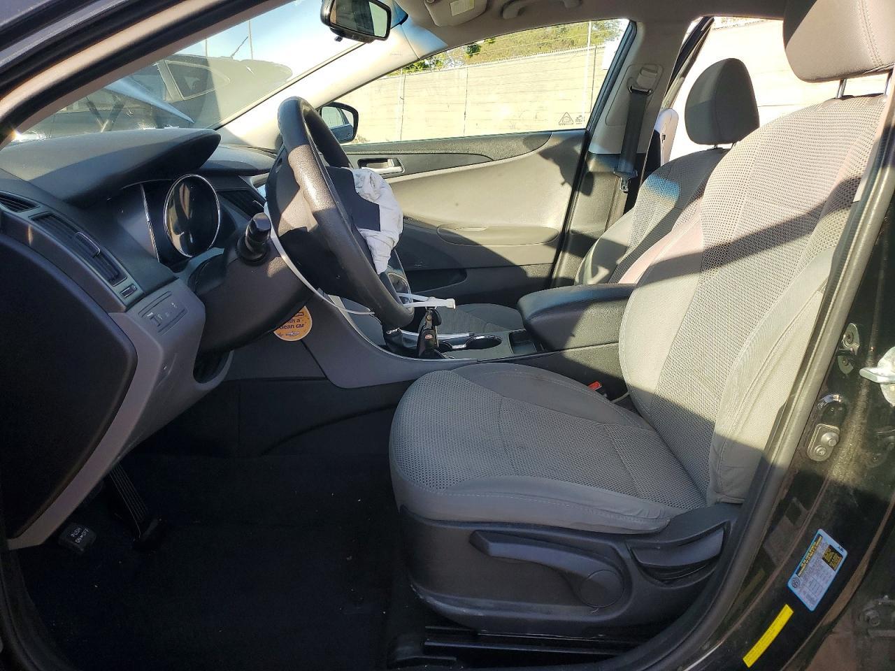 2014 Hyundai Sonata Gls - Image 7