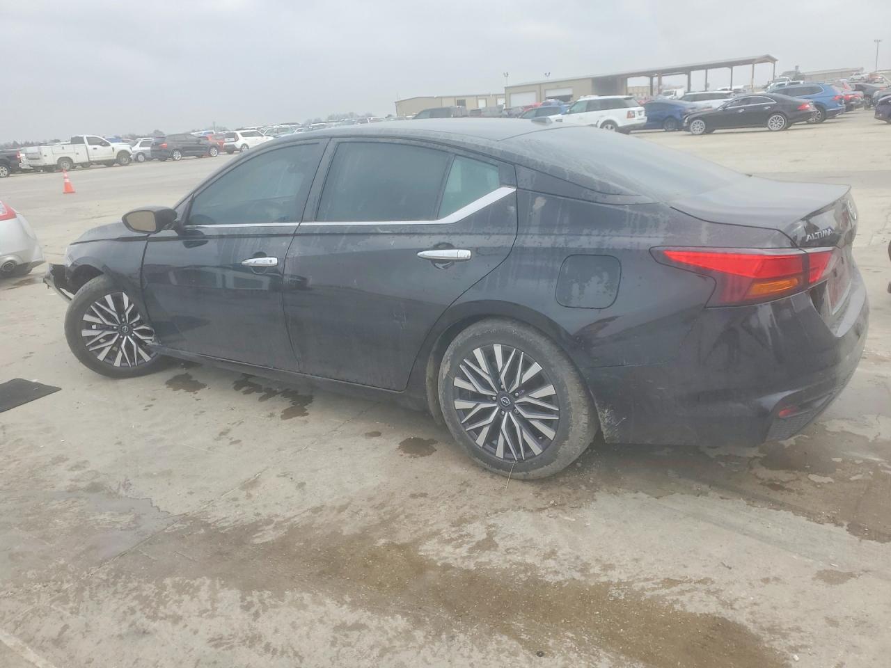 2024 Niss Altima 2.5 Sv - Фото 2