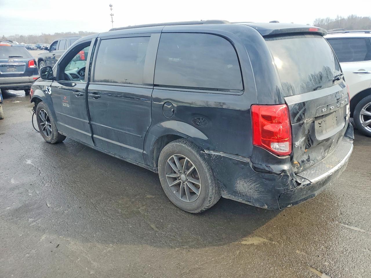 2017 Dodge Grand Caravan Gt - Фото 2