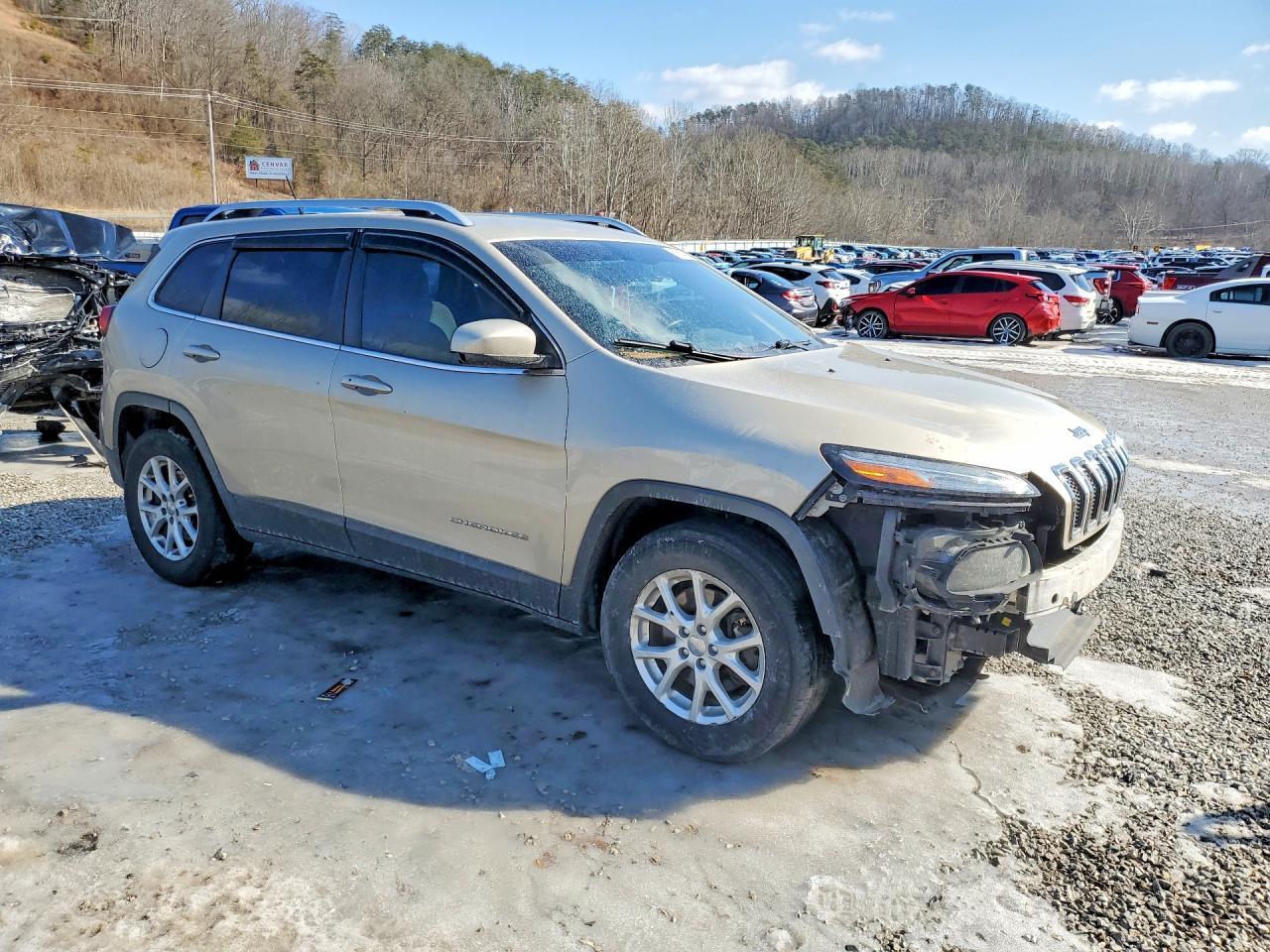 2015 Jeep Cherokee Latitude - Image 4