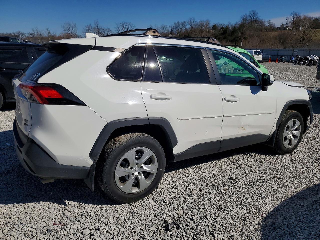 2019 Toyota Rav4 Le - Фото 3