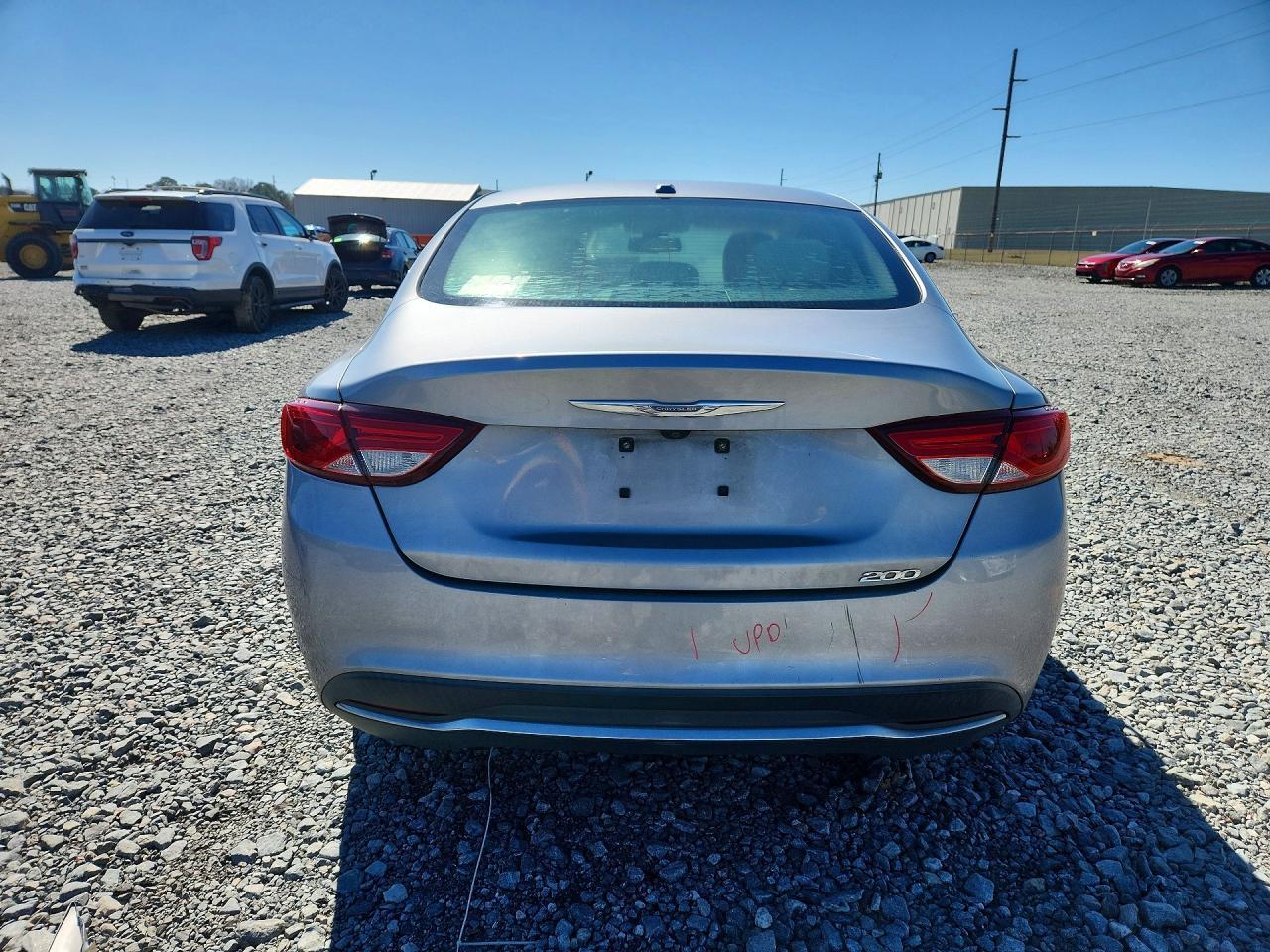 2016 Chrysler 200 Limited - Image 6