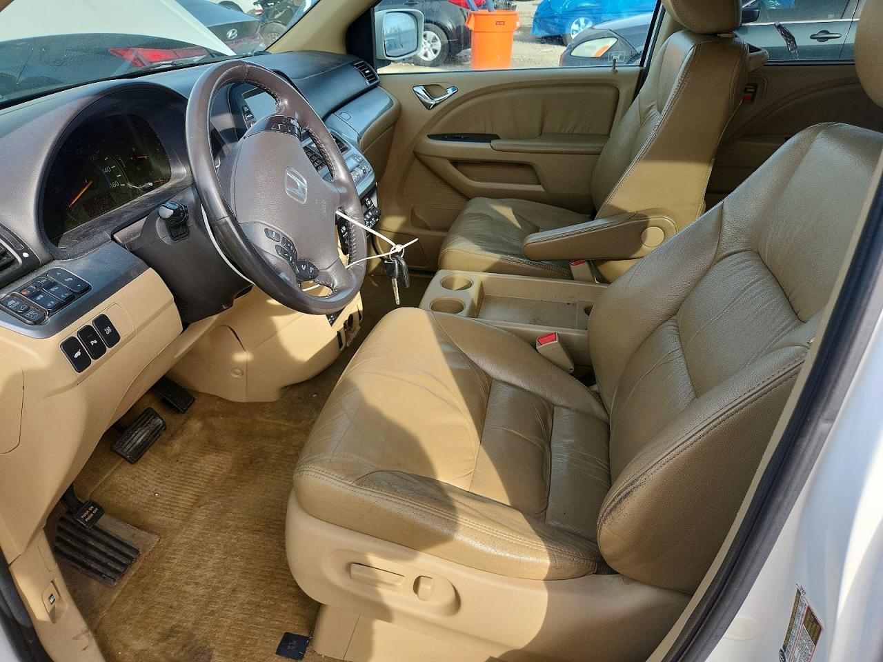 2010 Honda Odyssey Touring - Фото 7