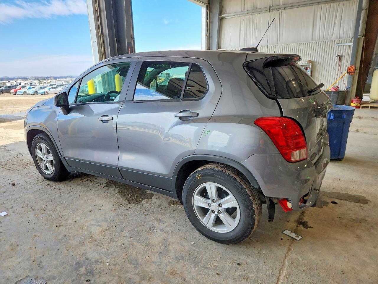 2020 Chevrolet Trax Ls - Фото 2