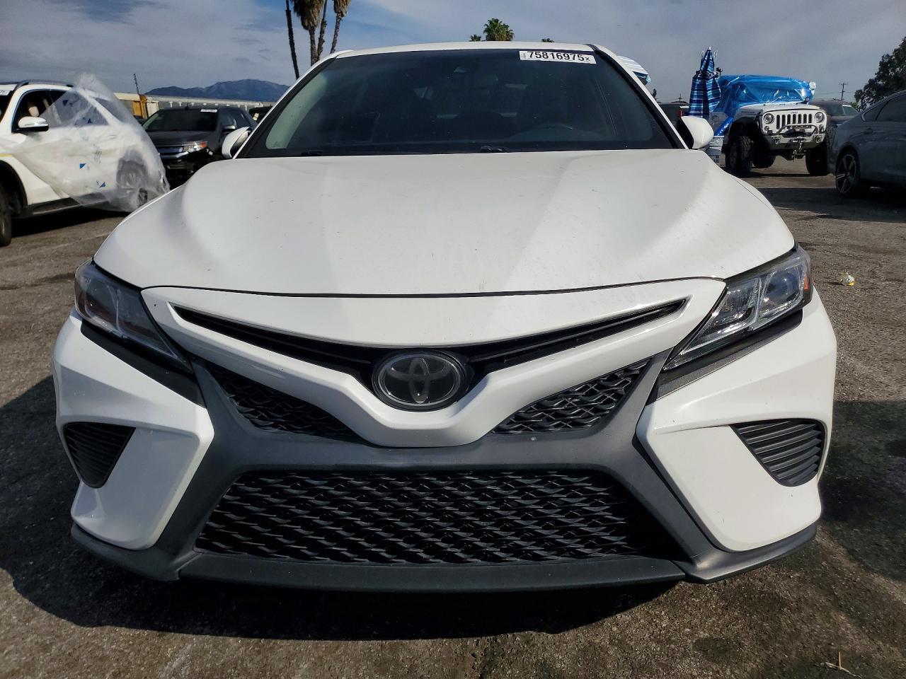 2018 Toyota Camry L - Фото 5