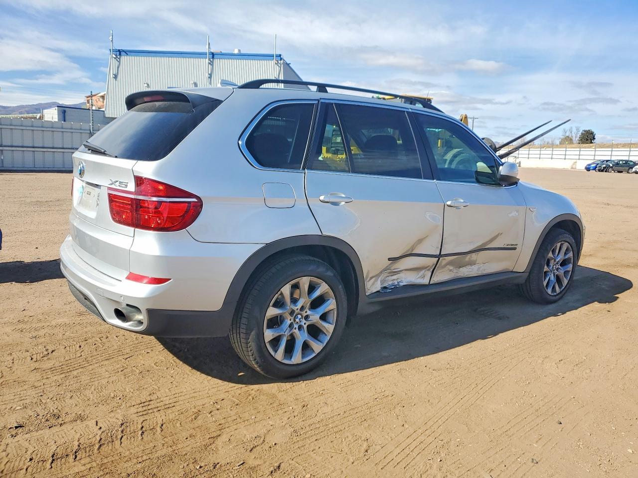 2013 BMW X5 xDrive35I - Фото 3