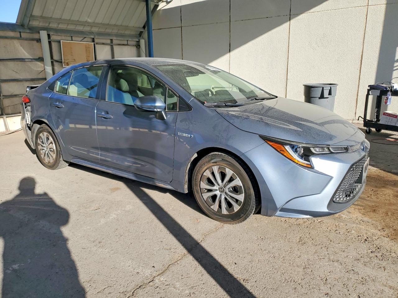 2021 Toyota Corolla Le - Фото 4