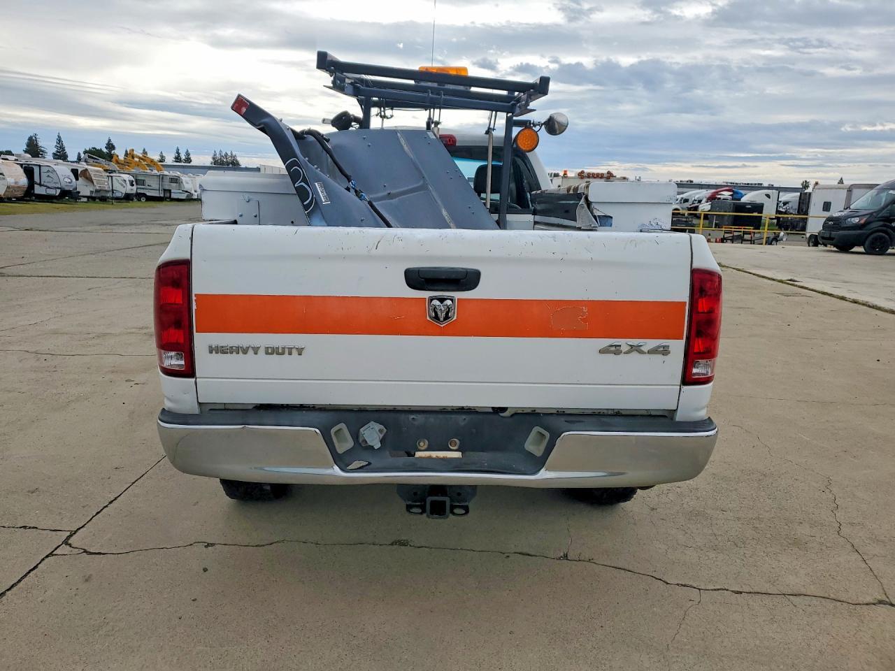 2005 Dodge Ram 2500 St - Image 6
