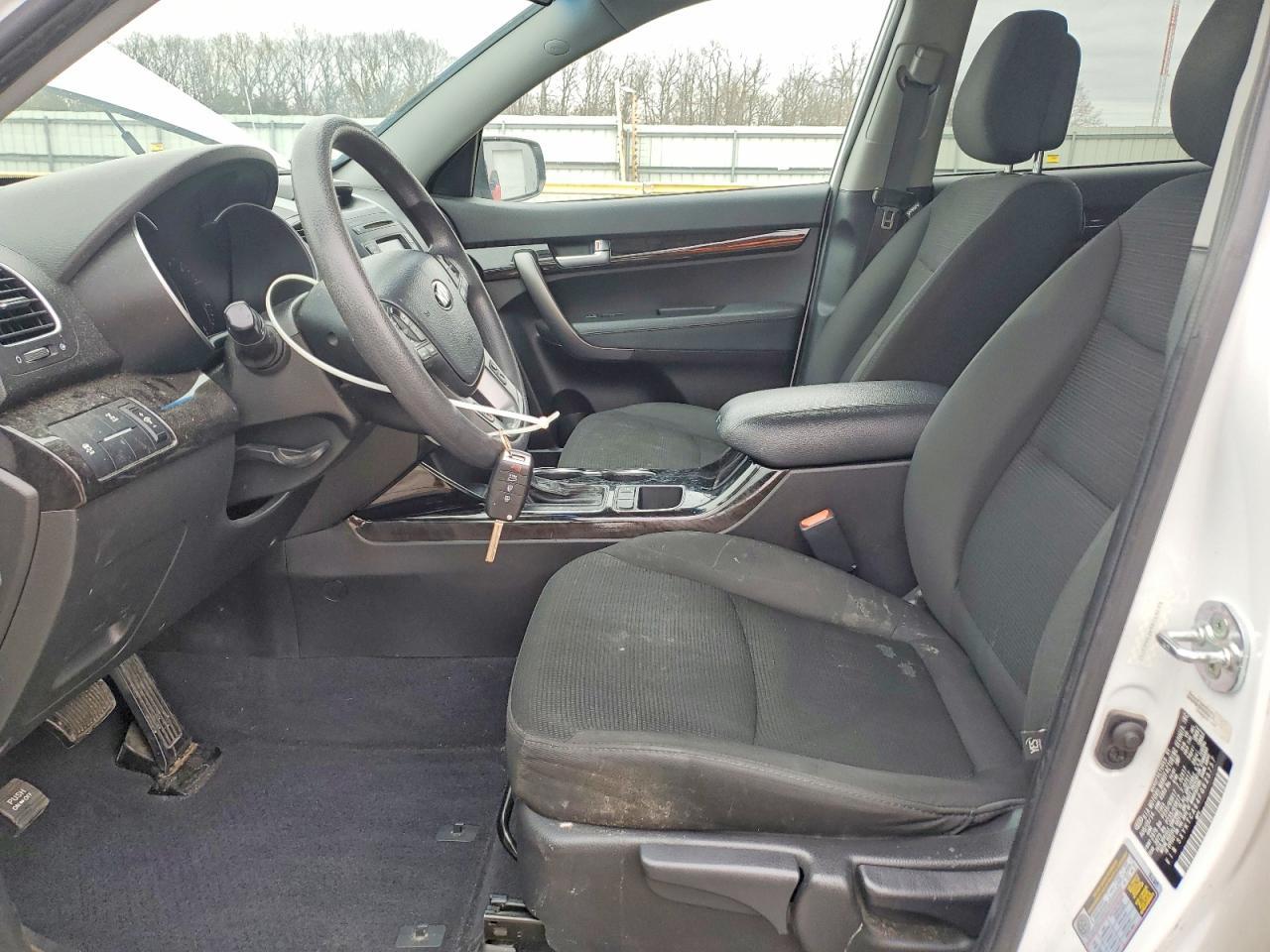 2015 Kia Sorento Lx - Image 7