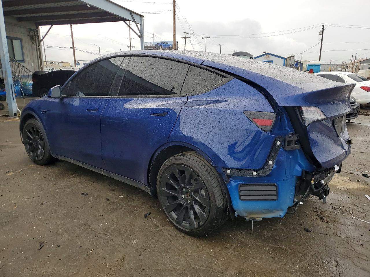 2020 Tesla Model Y - Image 2