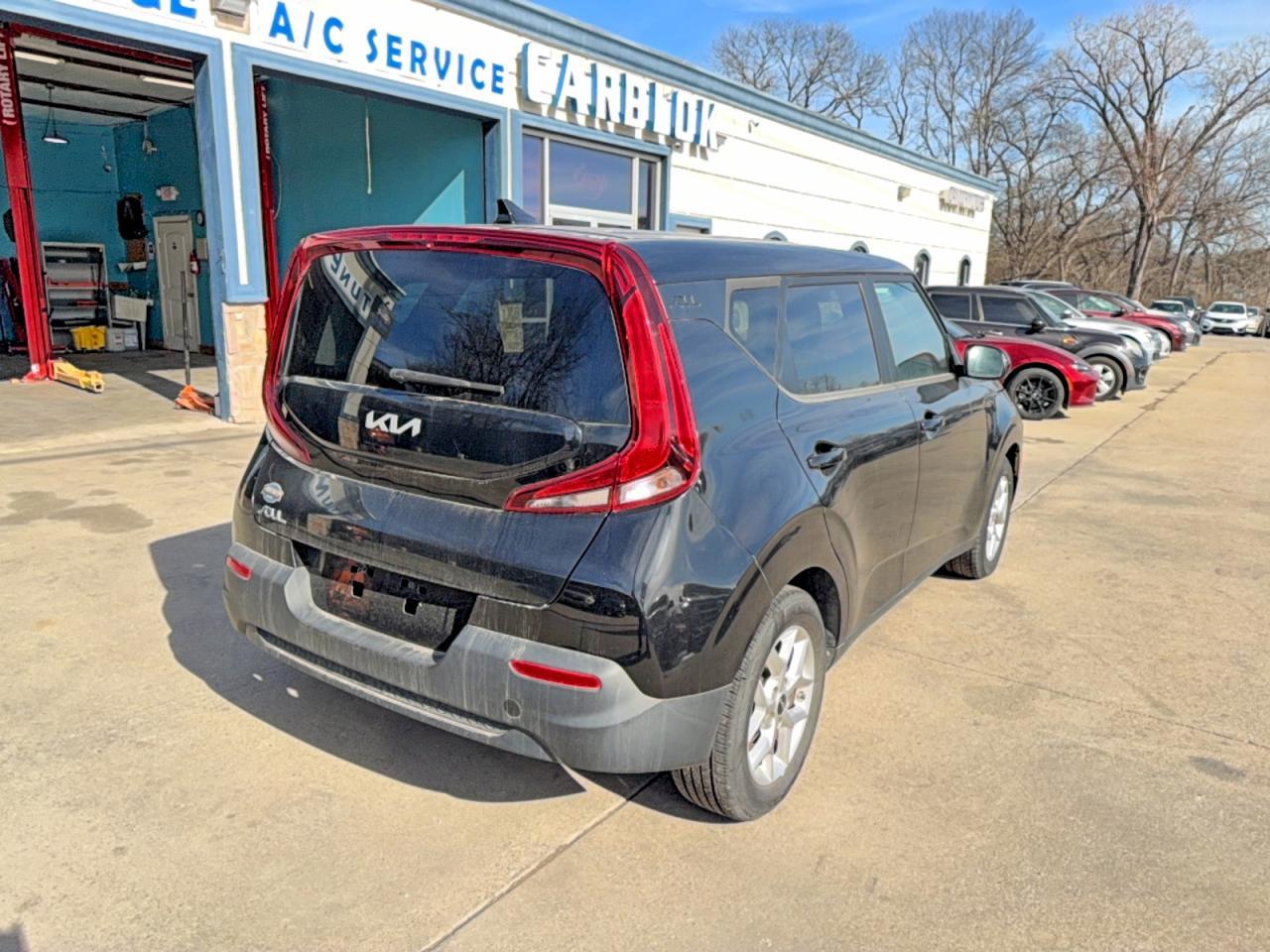 2022 Kia Soul Lx - Фото 4