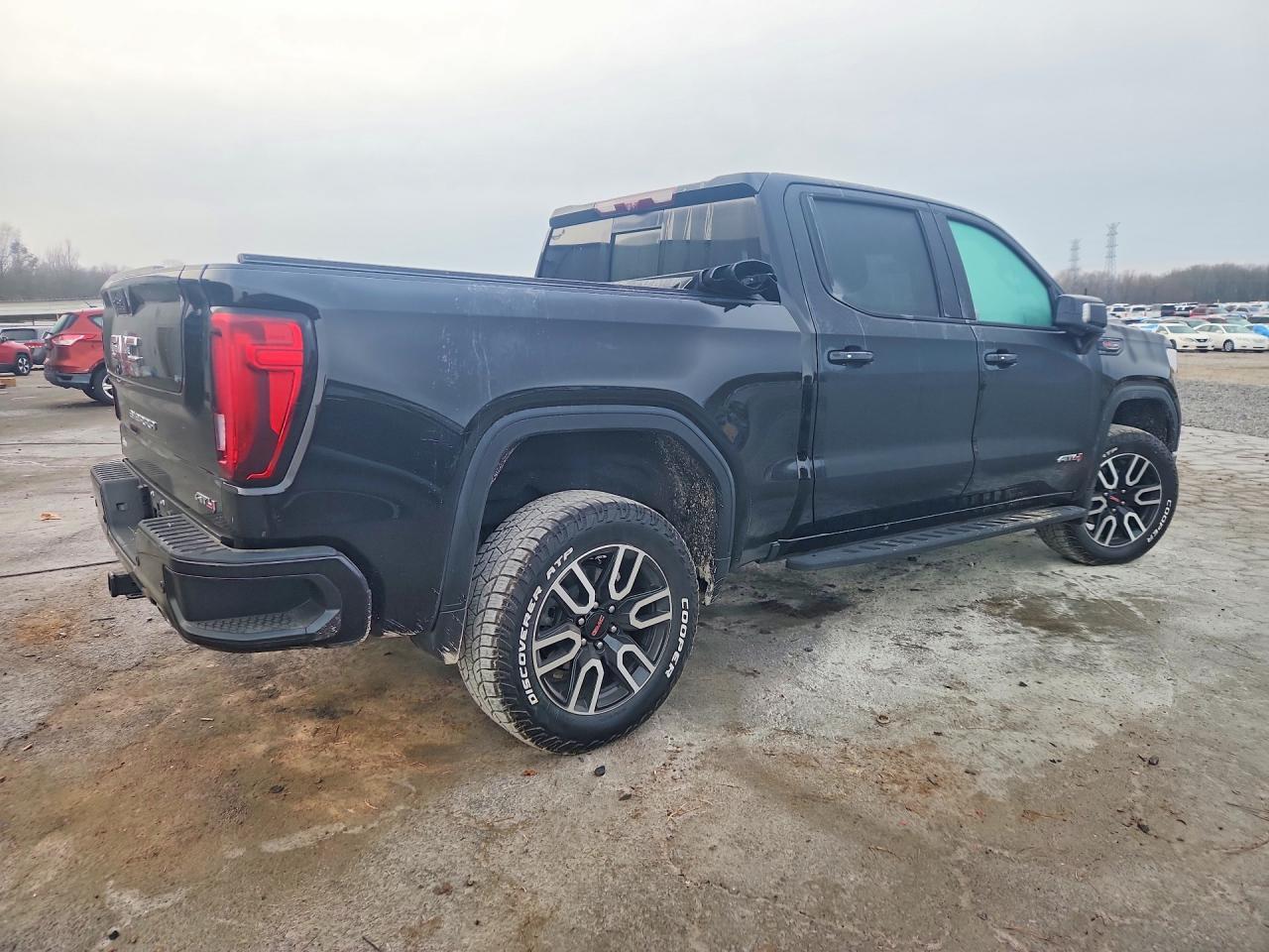 2021 GMC Sierra K1500 At4 - Фото 3