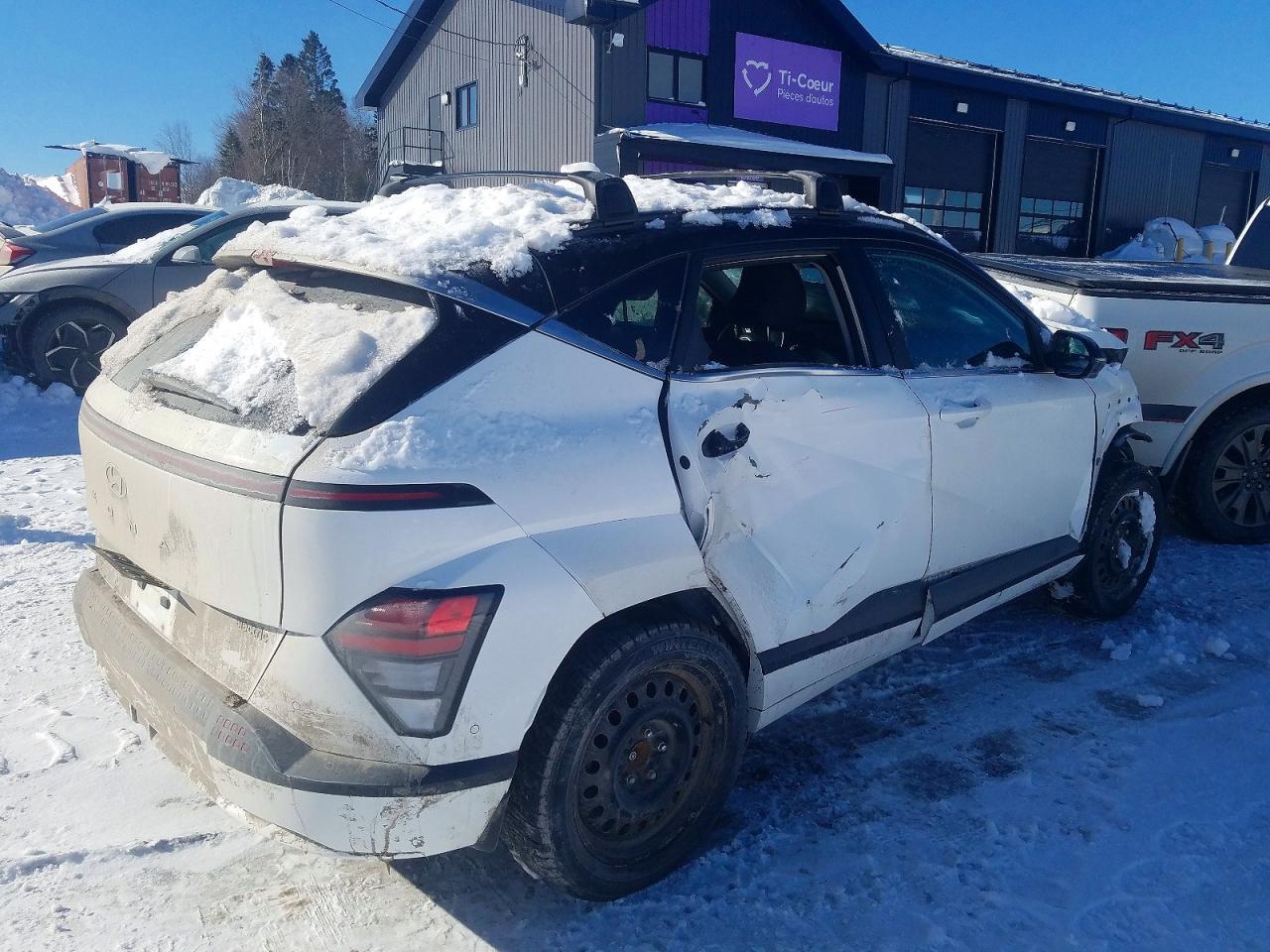 2025 Hyundai Kona Limited - Фото 3
