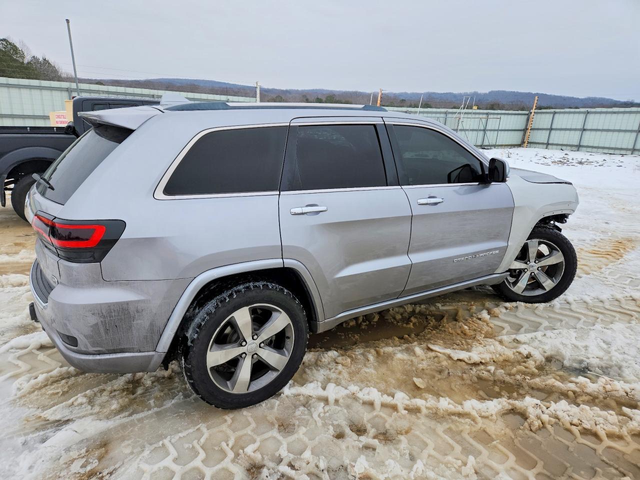 2015 Jeep Grand Cherokee Overland - Фото 3