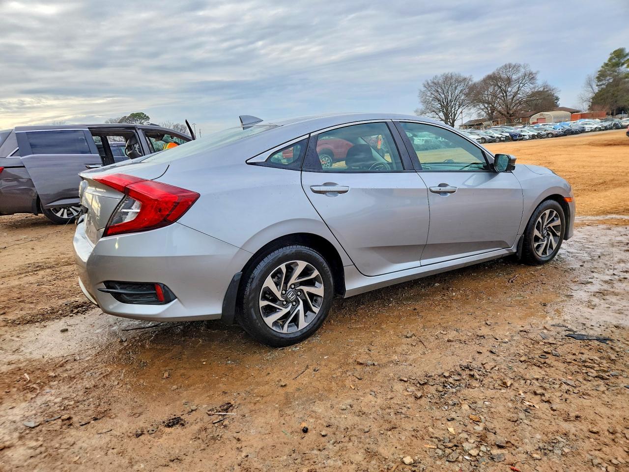 2017 Honda Civic Ex - Фото 3