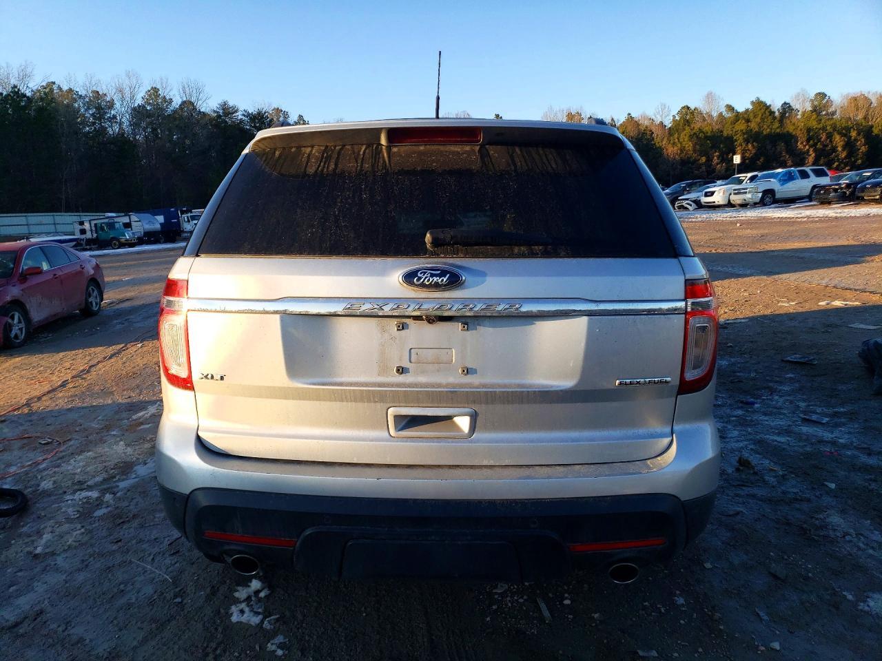 2013 Ford Explorer Xlt - Image 6