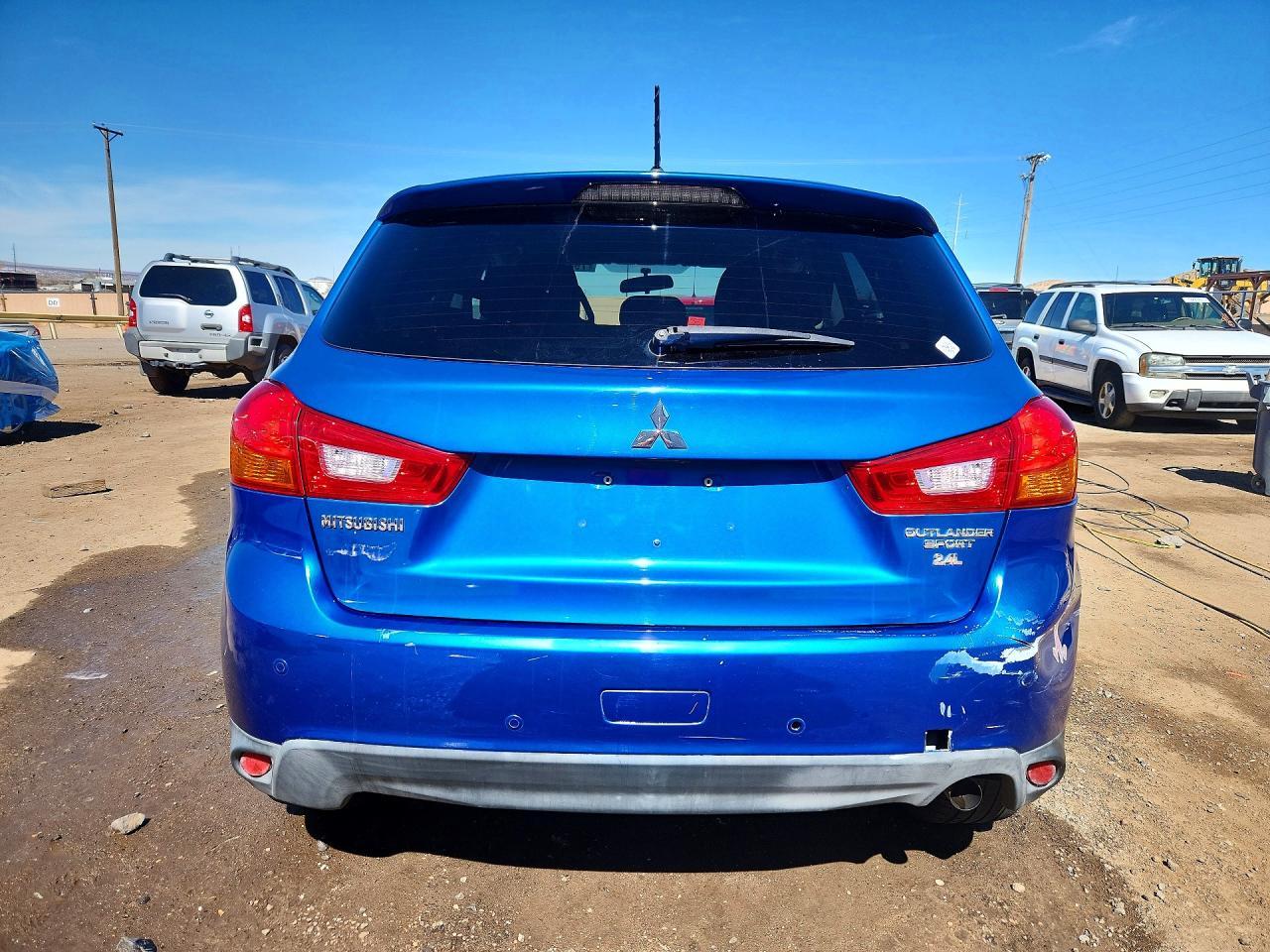 2015 Mitsubishi Outlander Sport Es - Image 6