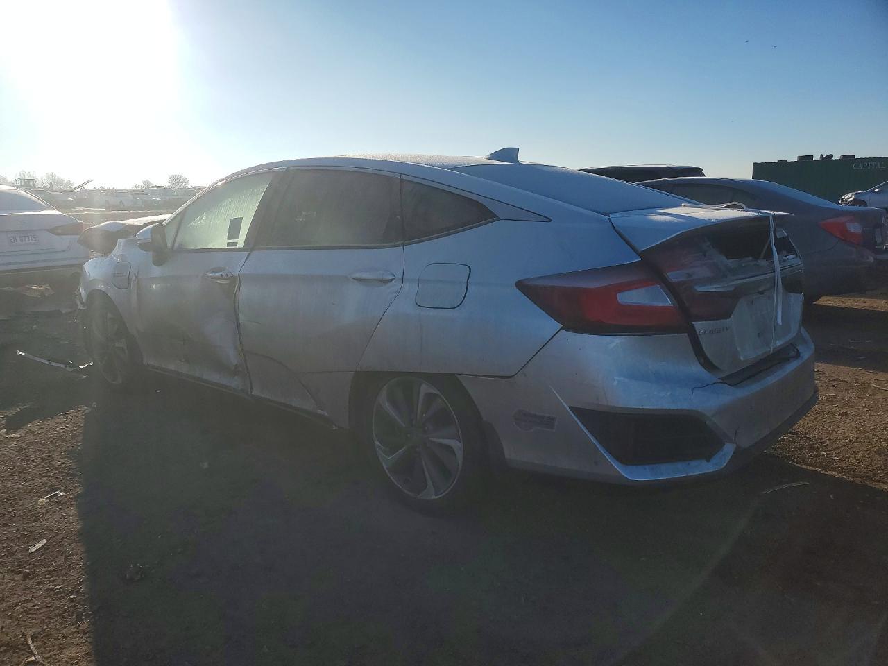 2018 Honda Clarity - Image 2