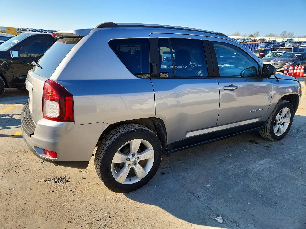 2016 Jeep Compass Sport - Image 3
