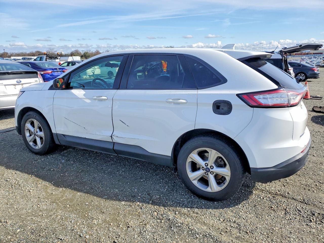 2017 Ford Edge Se - Фото 2