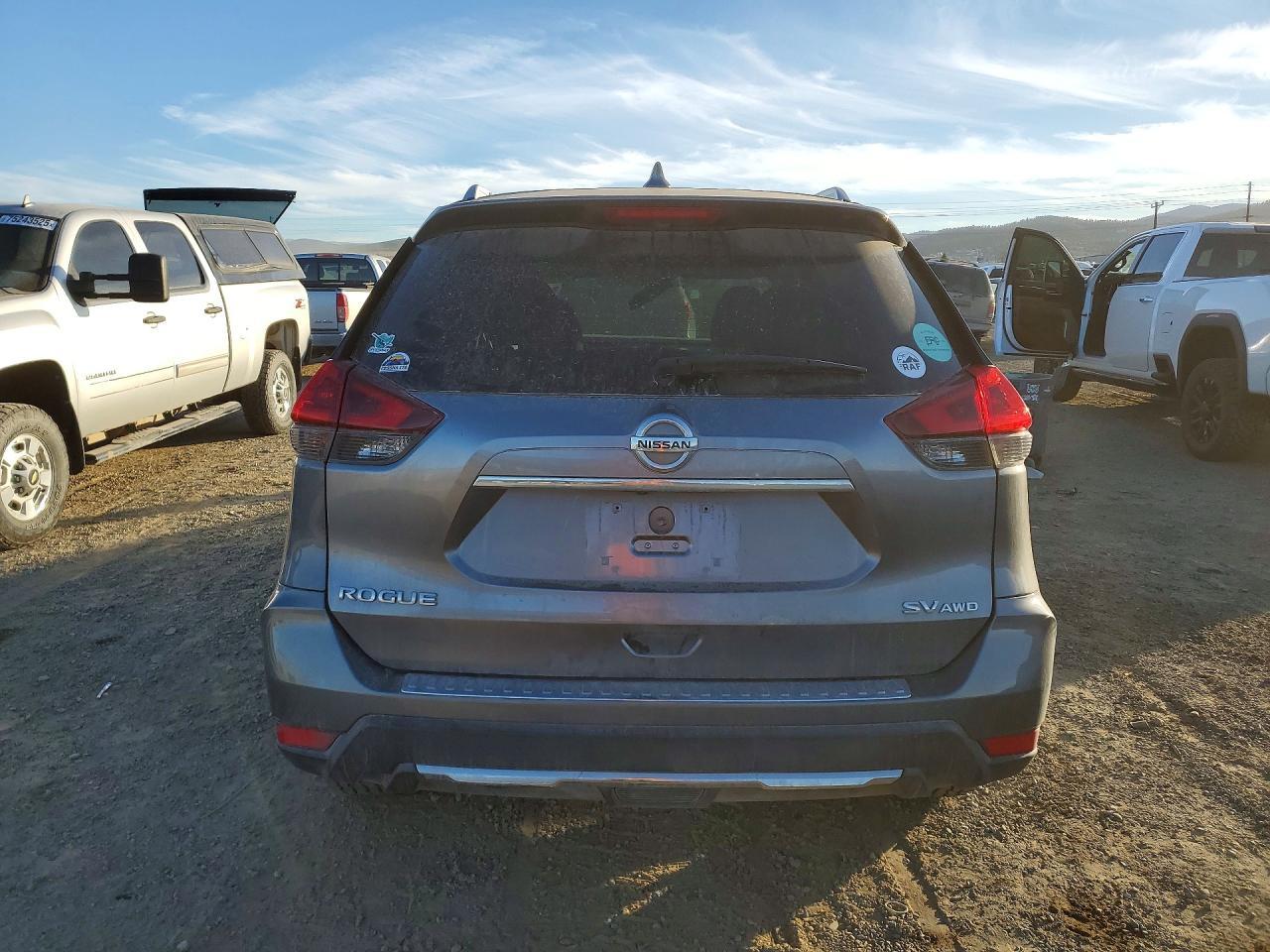 2018 Nissan Rogue S - Image 6