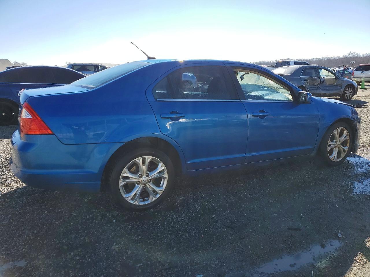 2012 Ford Fusion Se - Фото 3