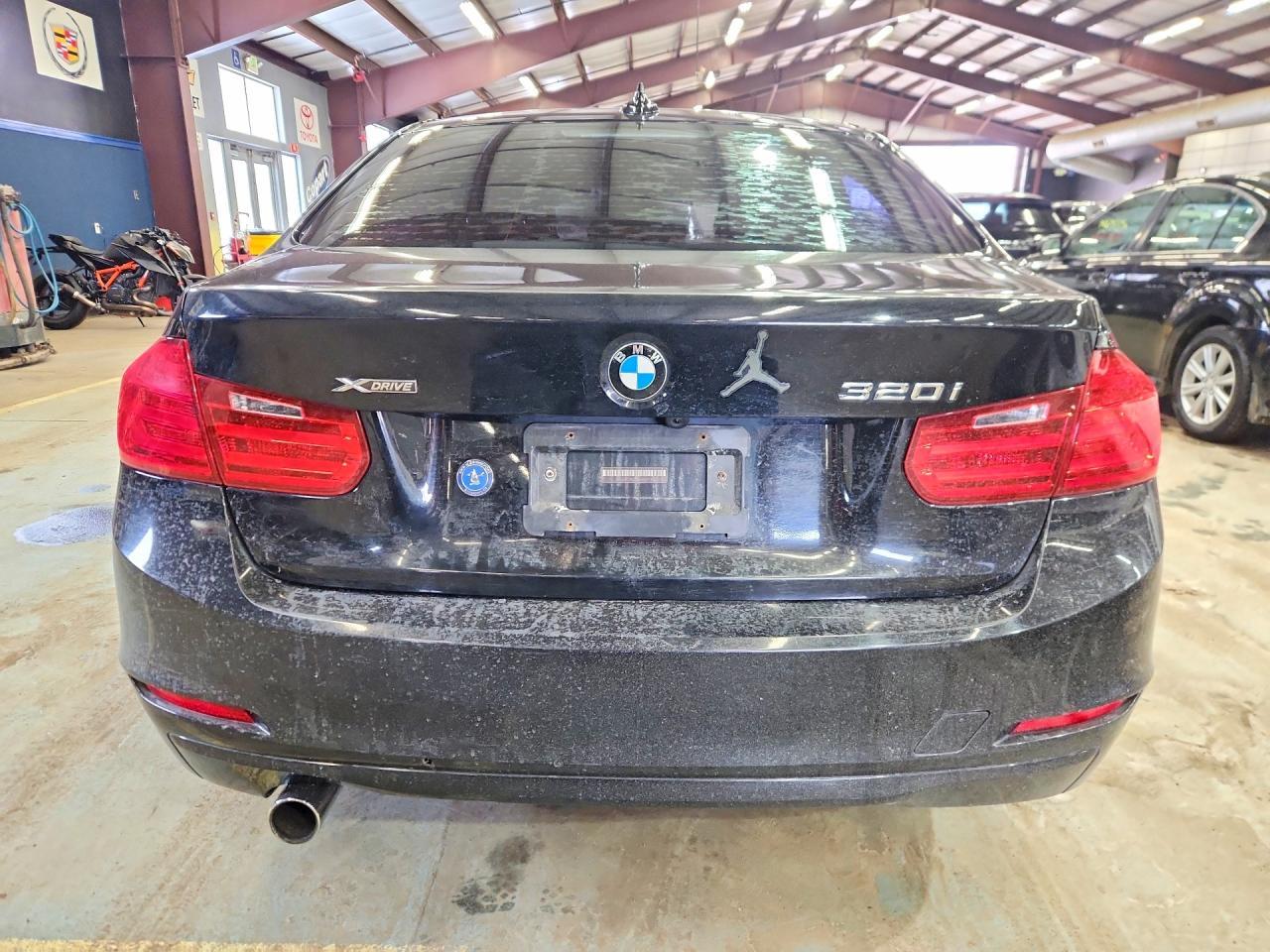2014 BMW 320 I xDrive - Фото 6