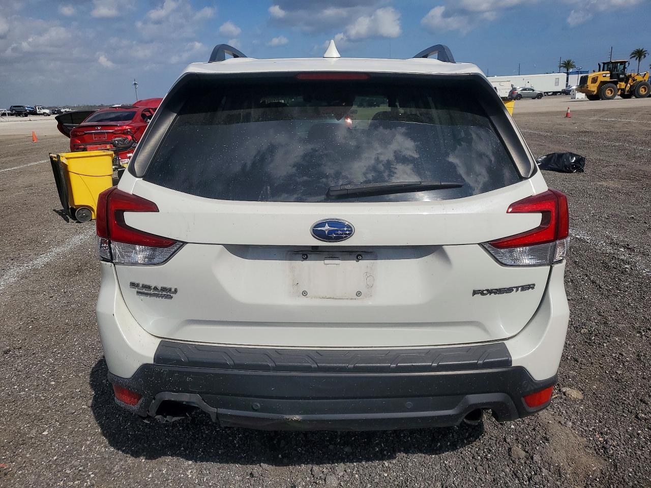 2020 Subaru Forester Limited - Фото 6