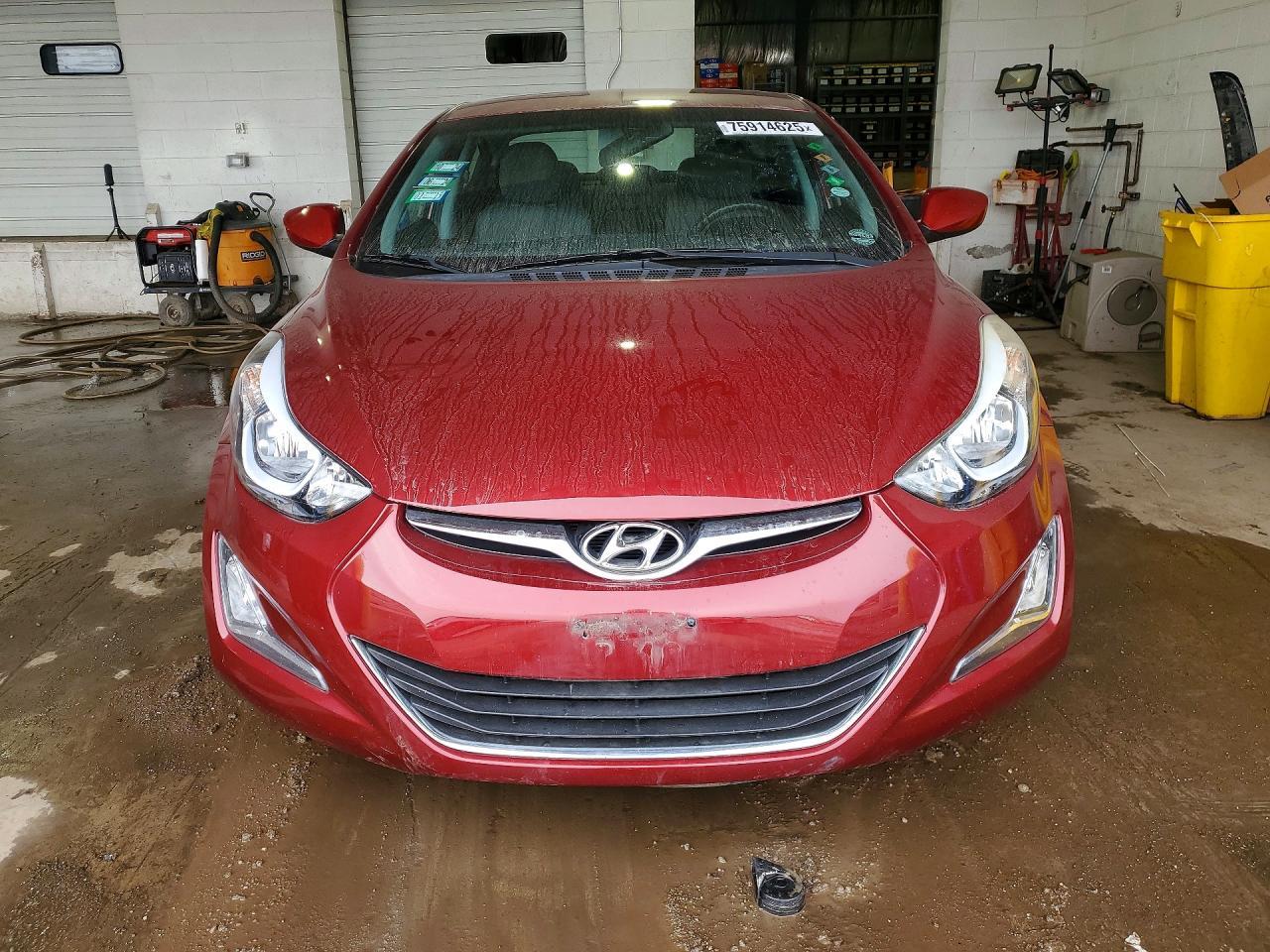2014 Hyundai Elantra - Image 5